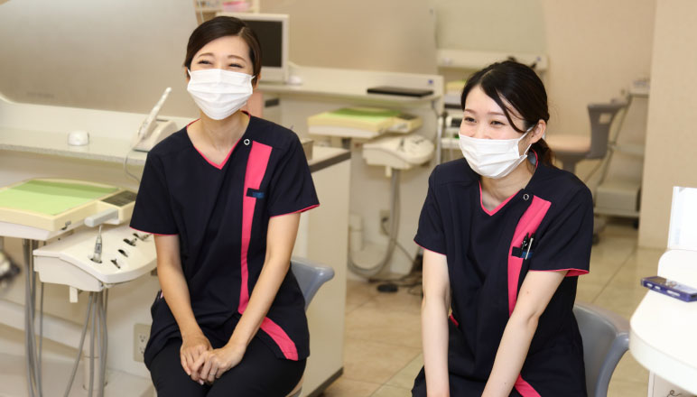『日本全国で活躍する歯科衛生士さんインタビュー』高知いとう歯科　杉山由芽さん、小松 明さん